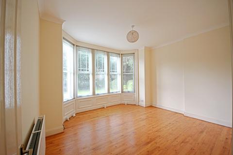 2 bedroom flat to rent, Wellington Road, Bournemouth,
