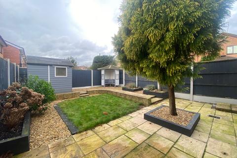3 bedroom detached house for sale, Becconsall Drive, Crewe