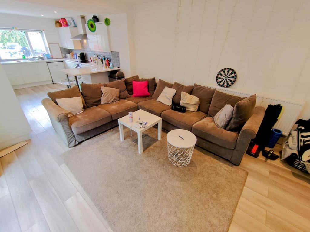 Living room (1)
