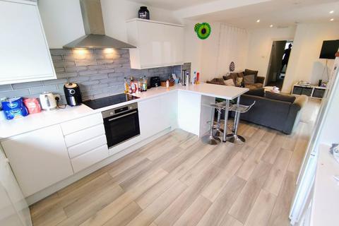 5 bedroom house to rent, Cathays Terrace, Cathays,