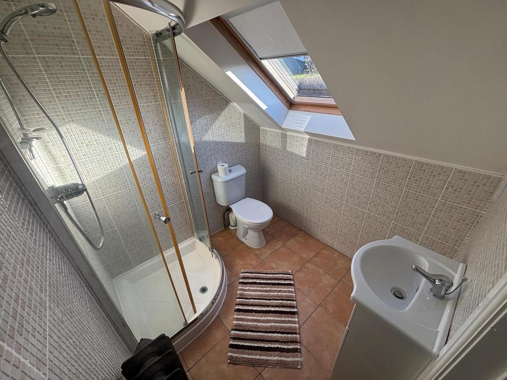 En suite shower room