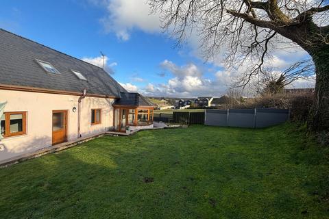 4 bedroom detached house for sale, New Inn, Pencader, SA39