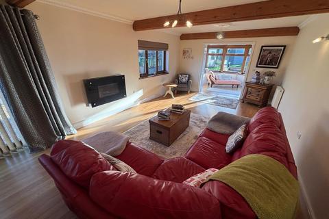4 bedroom detached house for sale, New Inn, Pencader, SA39