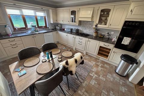 4 bedroom detached house for sale, New Inn, Pencader, SA39