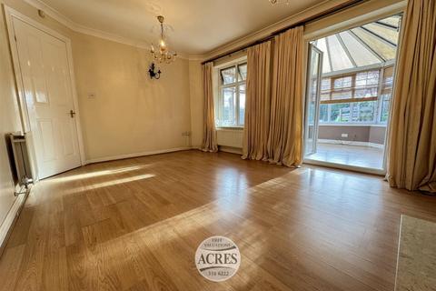 3 bedroom detached house for sale, Hobhouse Close, Great Barr, Birmingham