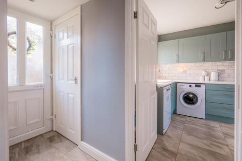 3 bedroom semi-detached house for sale, Harvest Close, Chelmsford CM3