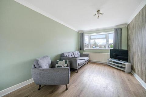 3 bedroom semi-detached house for sale, Daffodil Close,  Basingstoke,  RG22