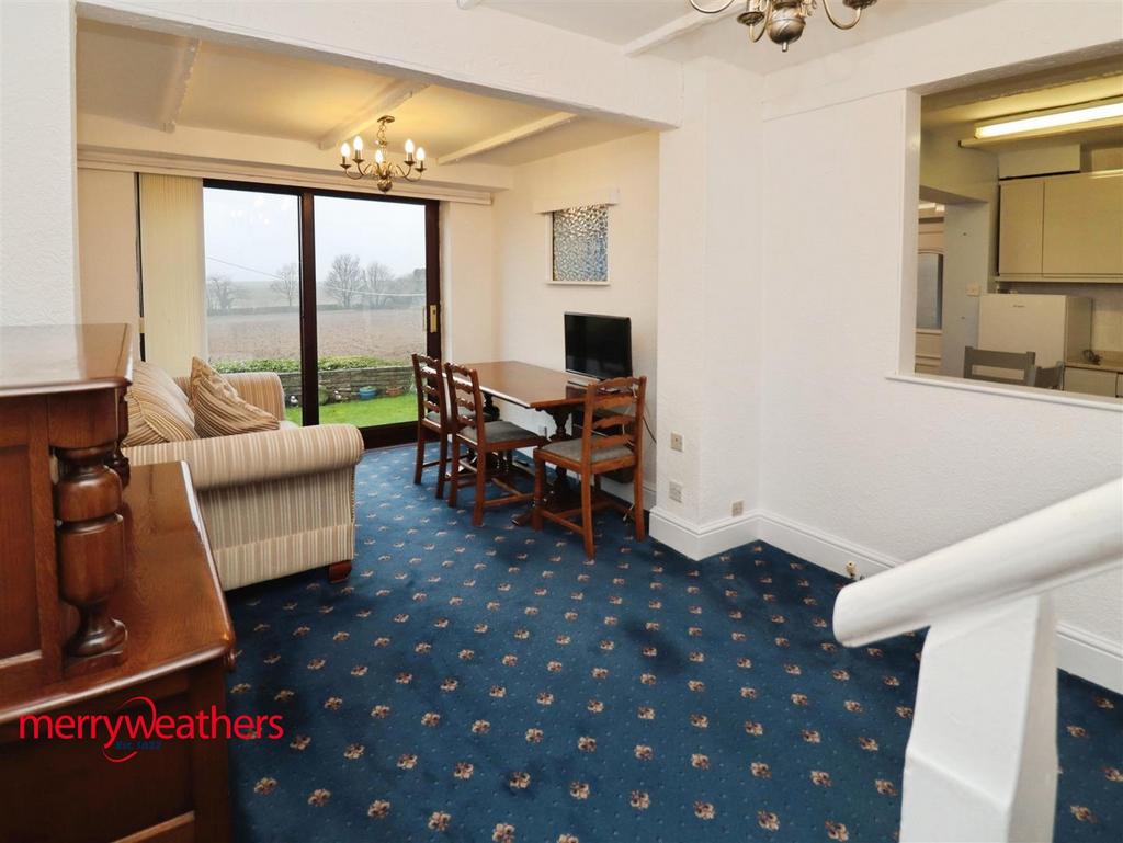 Extended dining room