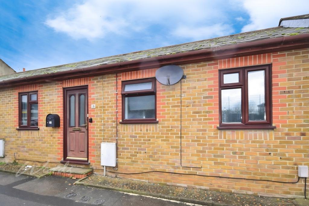 Bungalow front