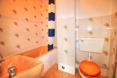 2 bedroom flat for sale, Cavendish Place, Eastbourne BN21