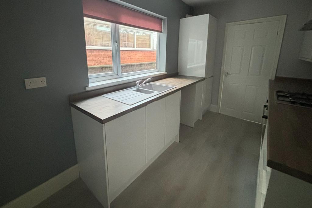 Kitchen 2