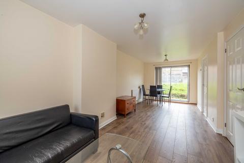 4 bedroom detached house to rent, Salisbury Road, Canterbury, Kent, CT2