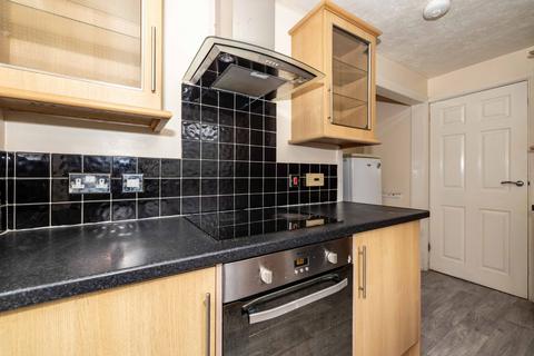 4 bedroom detached house to rent, Salisbury Road, Canterbury, Kent, CT2