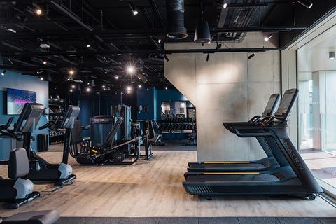 2 bedroom penthouse to rent, at The Mercian, 218 Broad Street B15