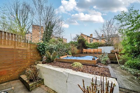 2 bedroom maisonette for sale, Oaksford Avenue, London, SE26
