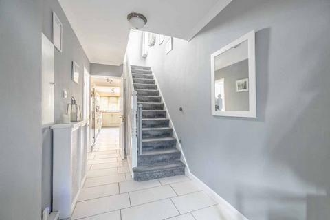 4 bedroom end of terrace house for sale, Wild Green South, Langley SL3