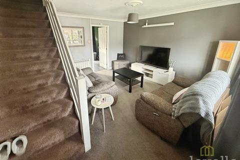 undefined, Harlaxton Close, Lincoln LN6