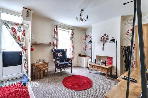 3 bedroom end of terrace house for sale, Raglan Street, Lowestoft