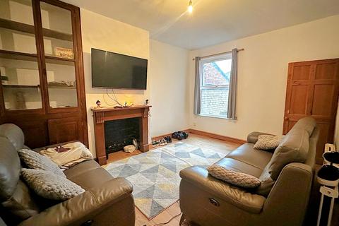 2 bedroom terraced house for sale, Euston Road, Northampton NN4