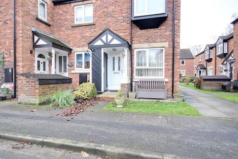 2 bedroom flat for sale, Applegarth Mews, Crescent Street, Cottingham