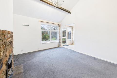 undefined, King Arthur Close, Cheltenham, Gloucestershire, GL53