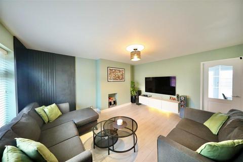 undefined, Mallard Road, Hull