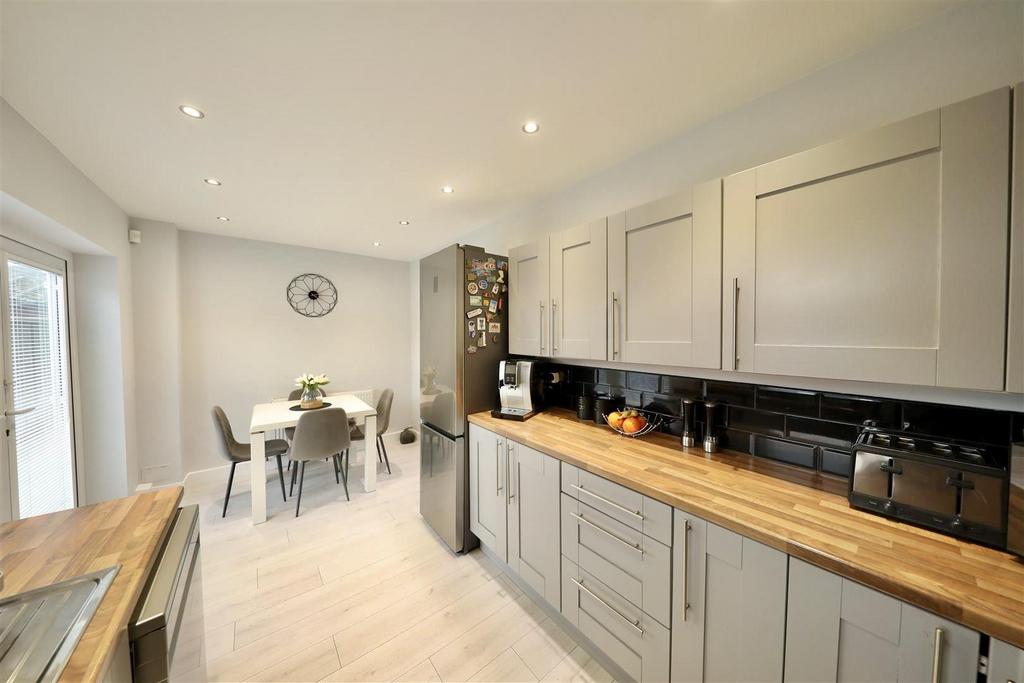 Kitchen diner