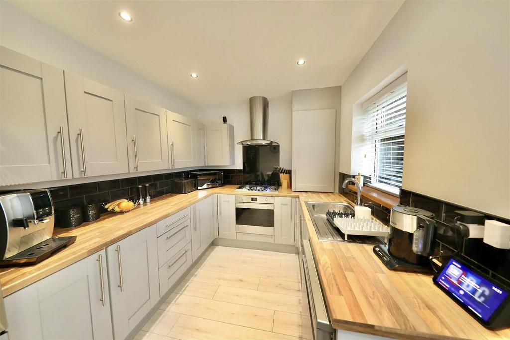 Kitchen diner