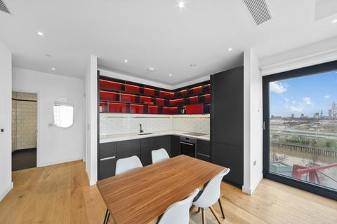 2 bedroom flat to rent, Corson House, City Island Way E14