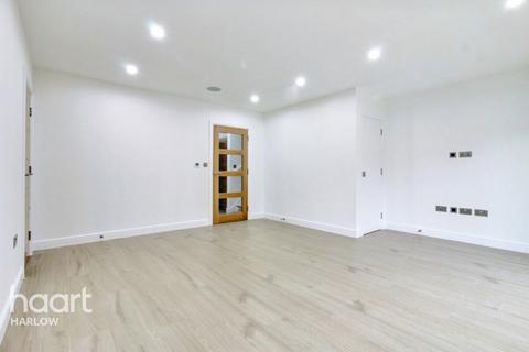 3 bedroom semi-detached house for sale, Start Hill, Bishop's Stortford