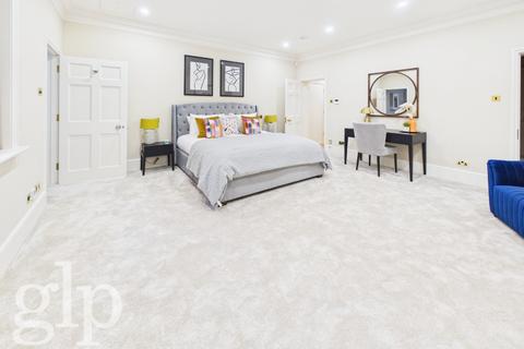2 bedroom apartment to rent, Park Street, London, Mayfair W1K