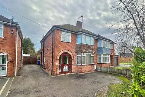 3 bedroom semi-detached house for sale, Beechfield Grove, Bilston WV14