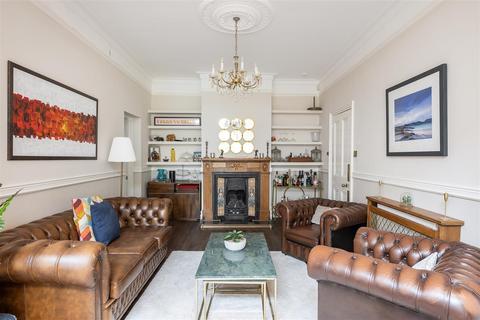 5 bedroom detached house for sale, Devonshire Road, Harpenden