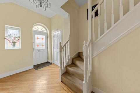 5 bedroom property for sale, Montgomery Close, Great Sankey, WA5
