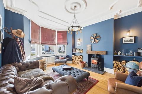 4 bedroom townhouse for sale, Esplanade Avenue, Porthcawl CF36