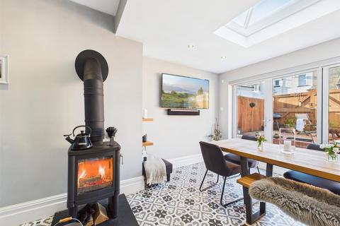4 bedroom townhouse for sale, Esplanade Avenue, Porthcawl CF36