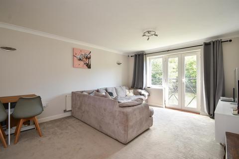 2 bedroom flat for sale, Pierwarden Mews, St. Leonards-On-Sea