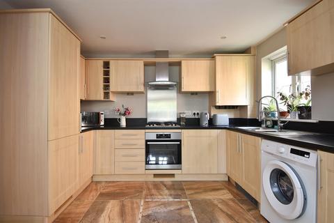 2 bedroom flat for sale, Pierwarden Mews, St. Leonards-On-Sea
