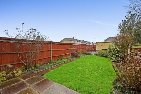 2 bedroom end of terrace house for sale, Victoria Road, Ruislip, HA4