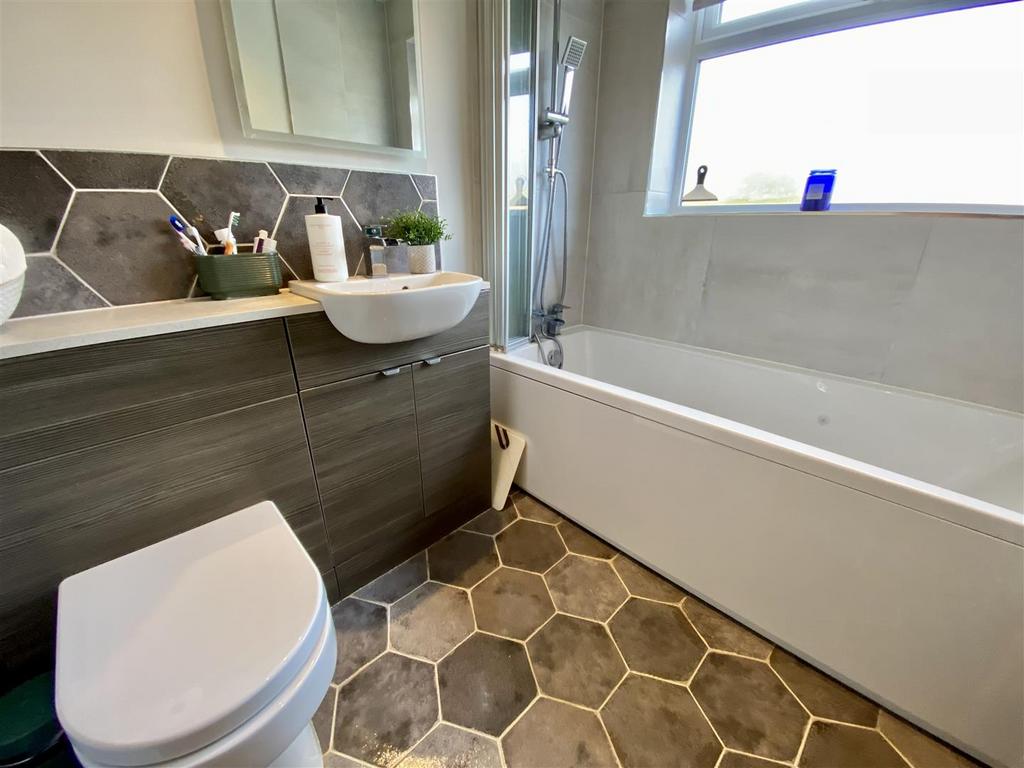 Bramleys Estate Agents - Wellhouse Close - Mirfiel