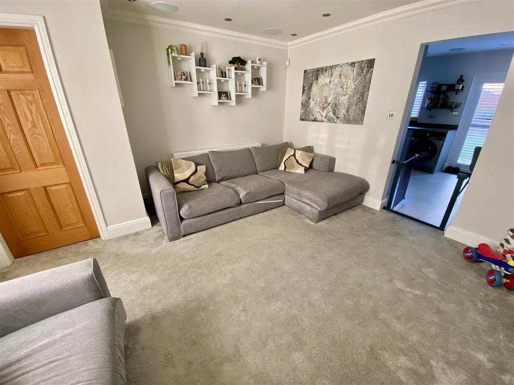Bramleys Estate Agents - Wellhouse Close - Mirfiel