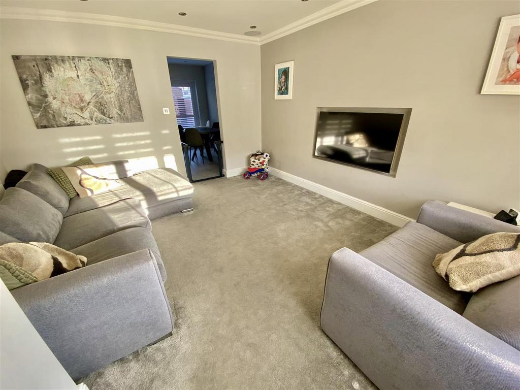 Bramleys Estate Agents - Wellhouse Close - Mirfiel