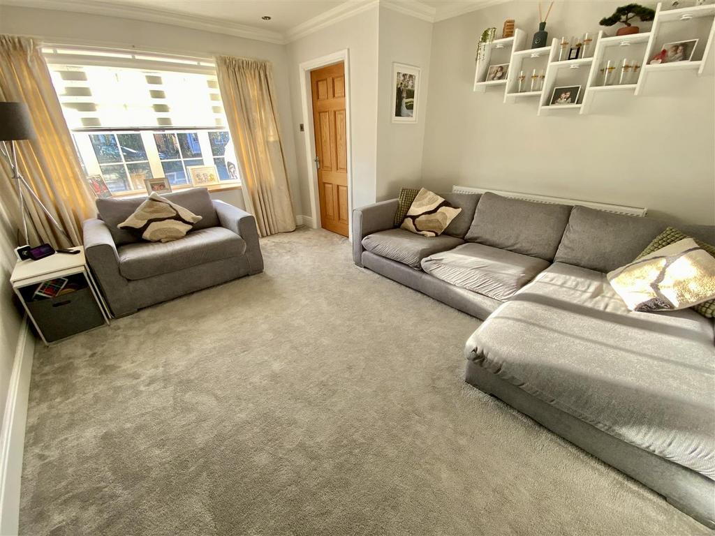 Bramleys Estate Agents - Wellhouse Close - Mirfiel