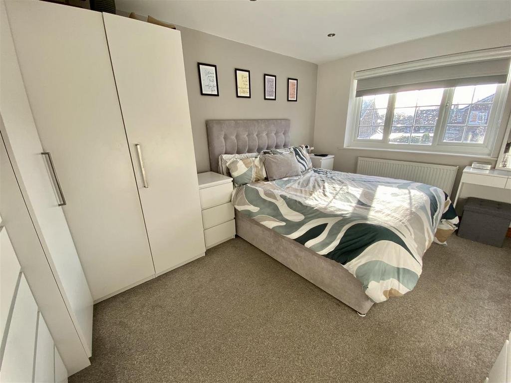 Bramleys Estate Agents - Wellhouse Close - Mirfiel