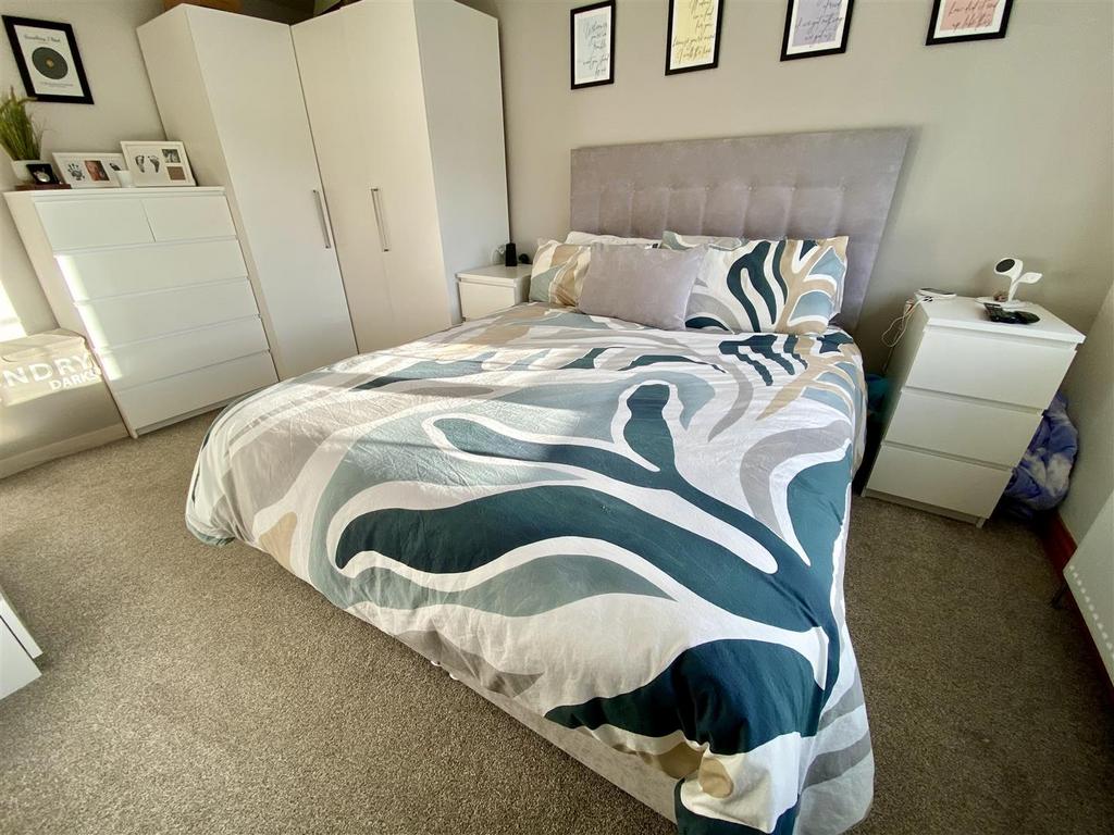 Bramleys Estate Agents - Wellhouse Close - Mirfiel