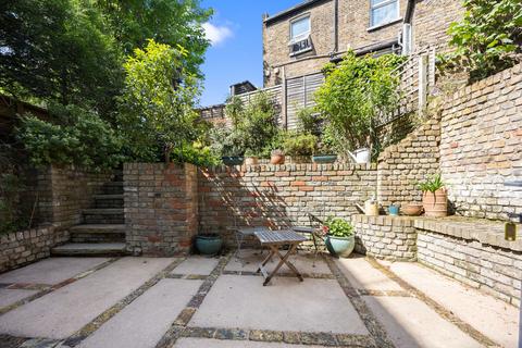 3 bedroom apartment for sale, Quex Road, Kilburn, NW6
