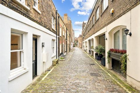 undefined, Chapel Side, Moscow Road, London, W2