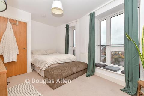2 bedroom flat for sale, Oatland Rise, Walthamstow