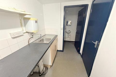 2 bedroom flat for sale, Greenfield Road, Colwyn Bay