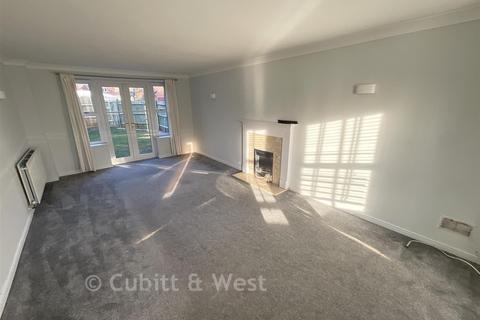 4 bedroom detached house for sale, Grooms Close, Angmering, West Sussex